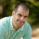 Francisco Barros headshot